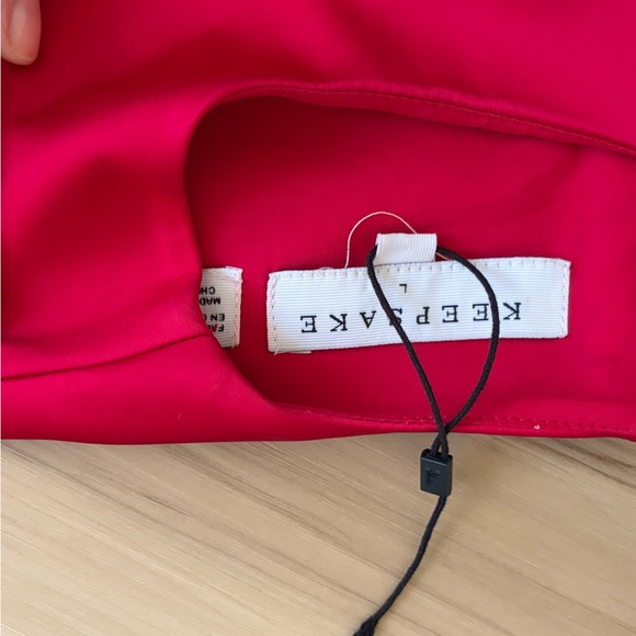 Rejina Pyo Bold Red Garment - Picture 2 of 6